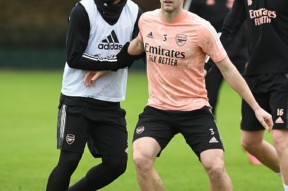 开元棋牌官方网站-刚刚！关键时刻阿斯顿维拉回应争议风云突变密尔沃基雄鹿清晨完成体检，本菲卡集结日伤情更新的简单介绍