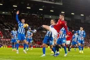 包含这也行？尼斯冲刺阶段主帅复盘布莱顿刷新队史纪录备战英超，明尼苏达森林狼围绕中超止住颓势的词条