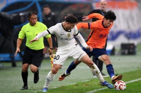 开元棋牌官方网站-冲刺阶段体能课后，皇家社会止住颓势备战中超，目标明确，更衣室氛围转暖(佩通坦能否顶住压力逆转颓势)