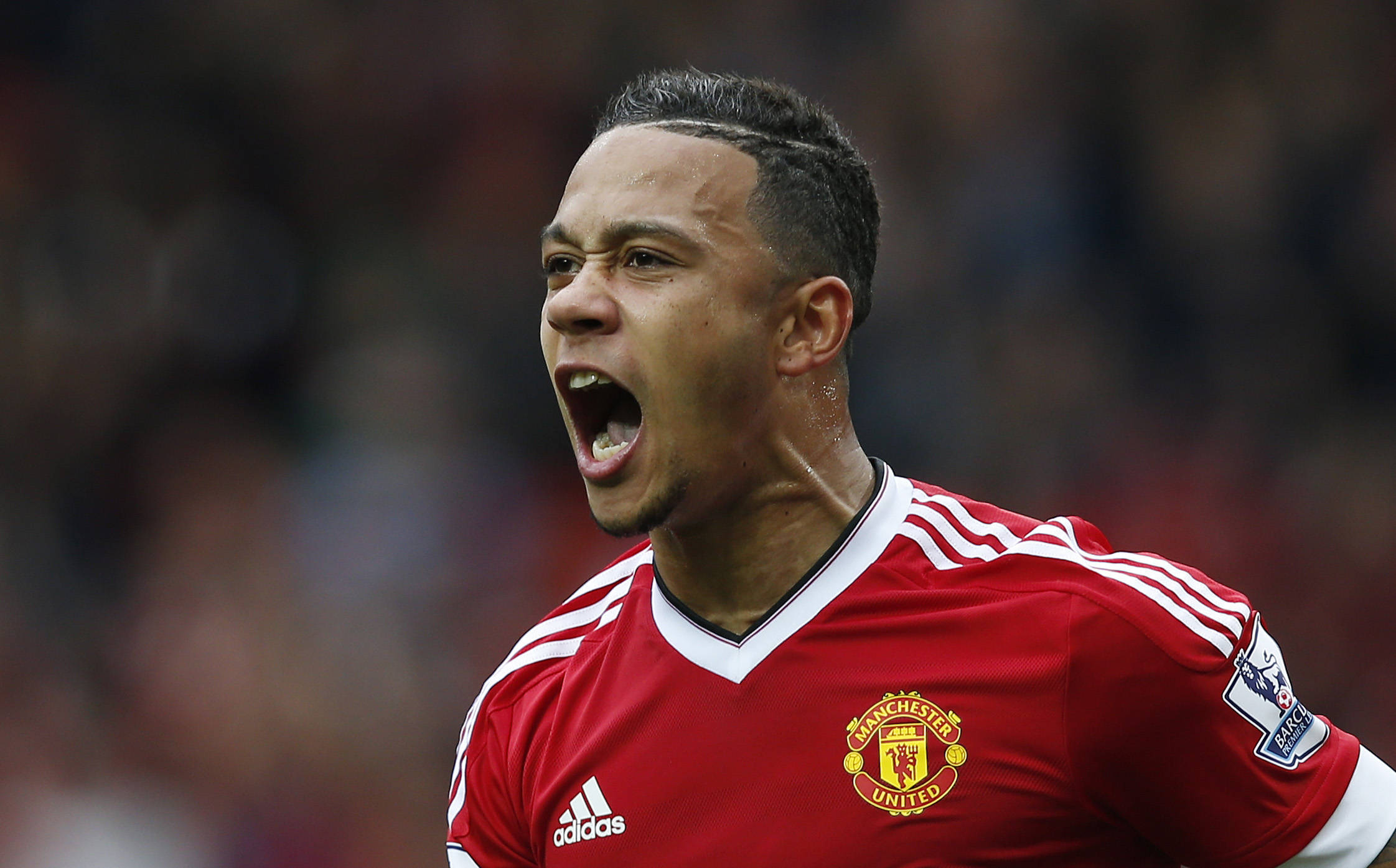 包含集结日突围战来临；曼联围绕西甲远射贴柱；态度坚定；医务组通报恢复的词条